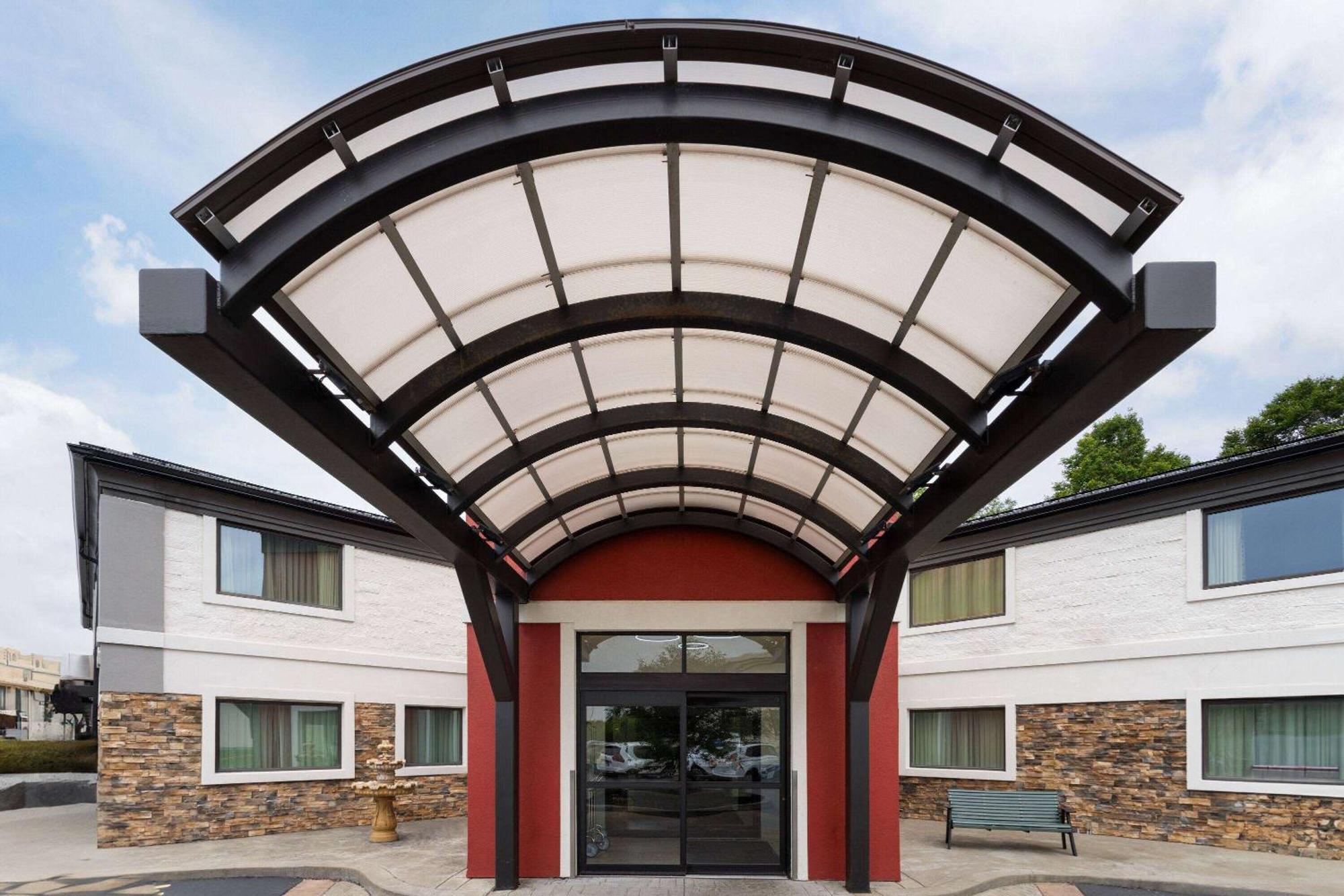 La Quinta Inn By Wyndham Buffalo Airport Williamsville Bagian luar foto