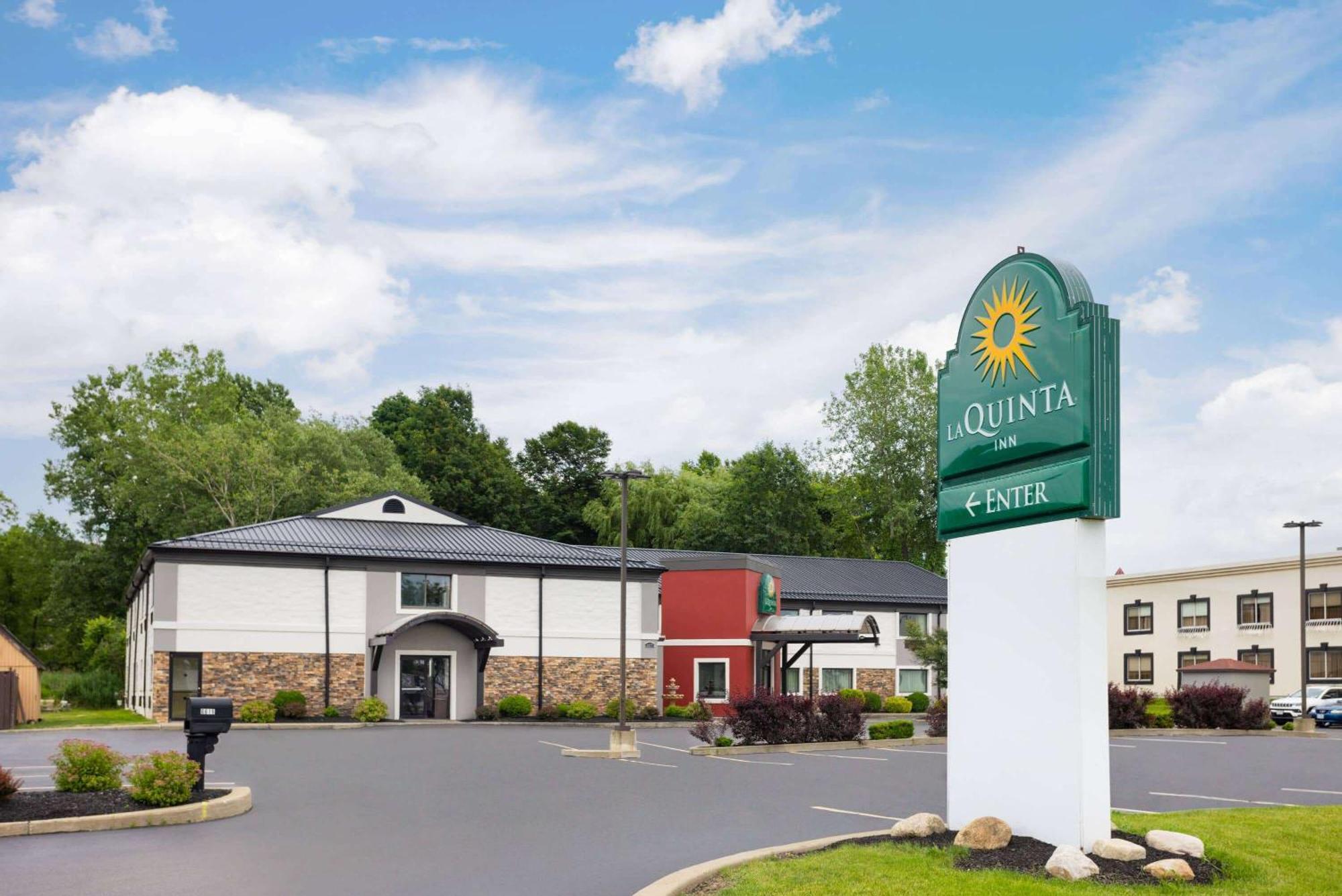 La Quinta Inn By Wyndham Buffalo Airport Williamsville Bagian luar foto